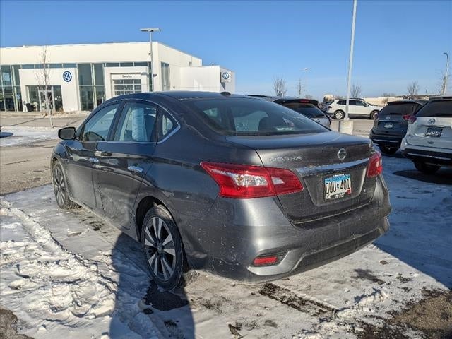 Used 2019 Nissan Sentra SV with VIN 3N1AB7AP5KY392696 for sale in Mankato, Minnesota