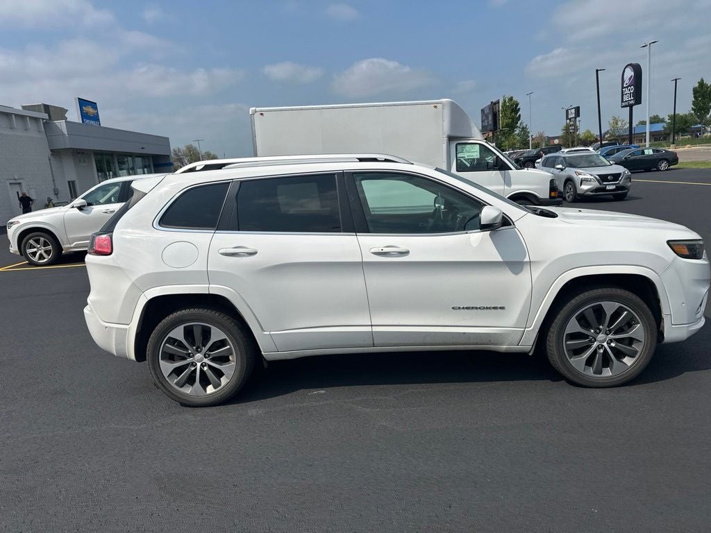 2019 Jeep Cherokee Overland