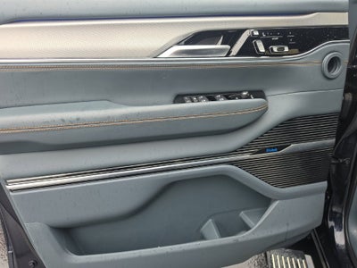 2023 Jeep Grand Wagoneer Series III
