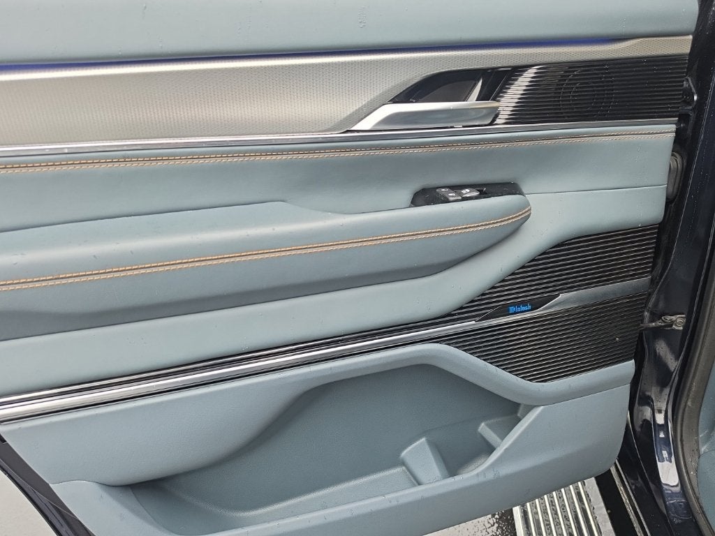 2023 Jeep Grand Wagoneer Series III