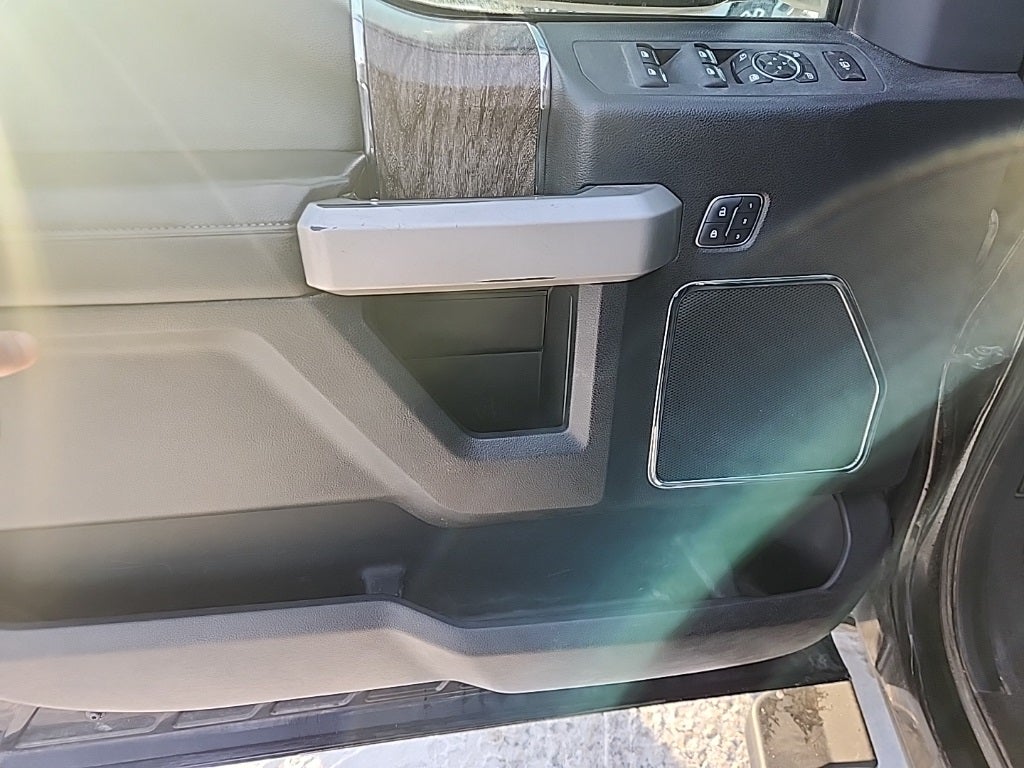 2017 Ford F-250SD Lariat