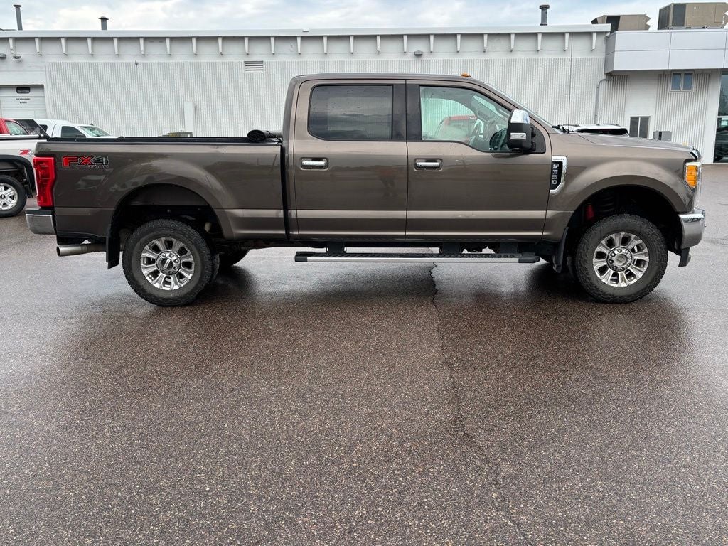 2017 Ford F-350SD Lariat