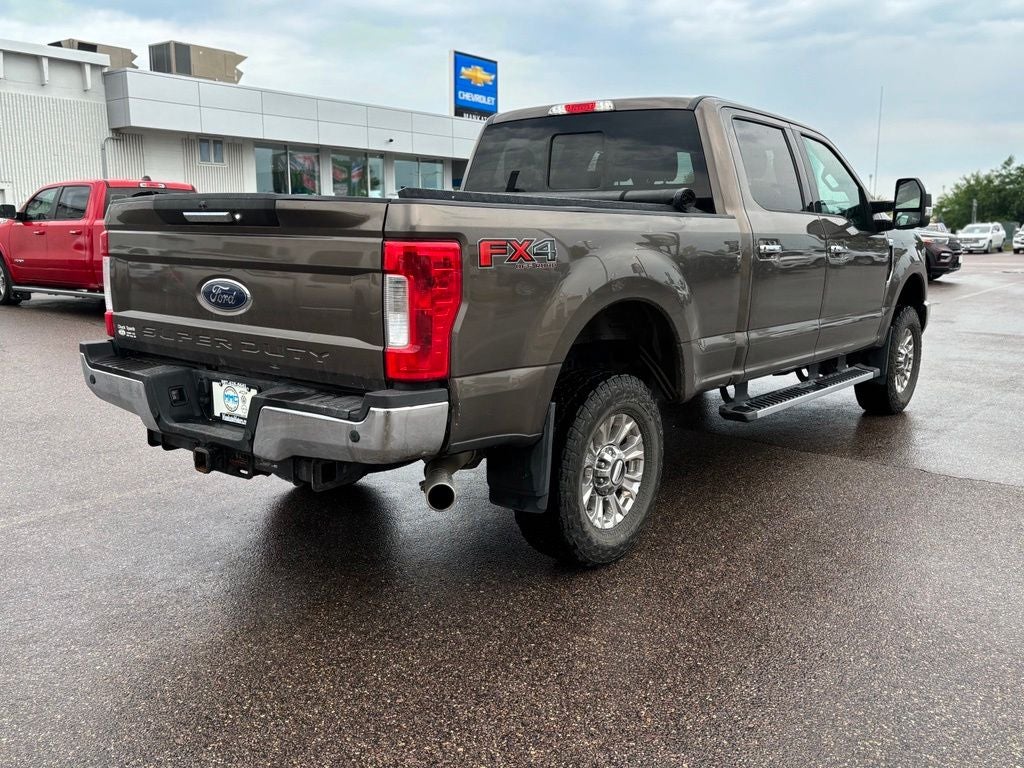 2017 Ford F-350SD Lariat