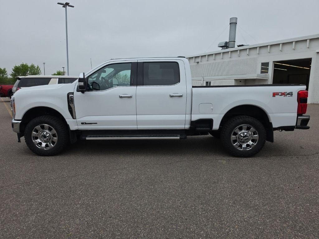 2023 Ford F-350SD Lariat