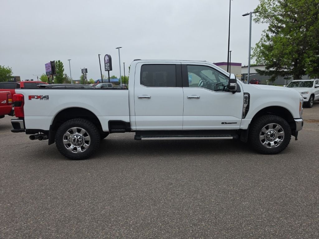 2023 Ford F-350SD Lariat