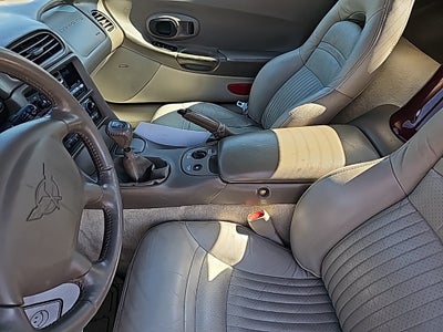 2003 Chevrolet Corvette Base