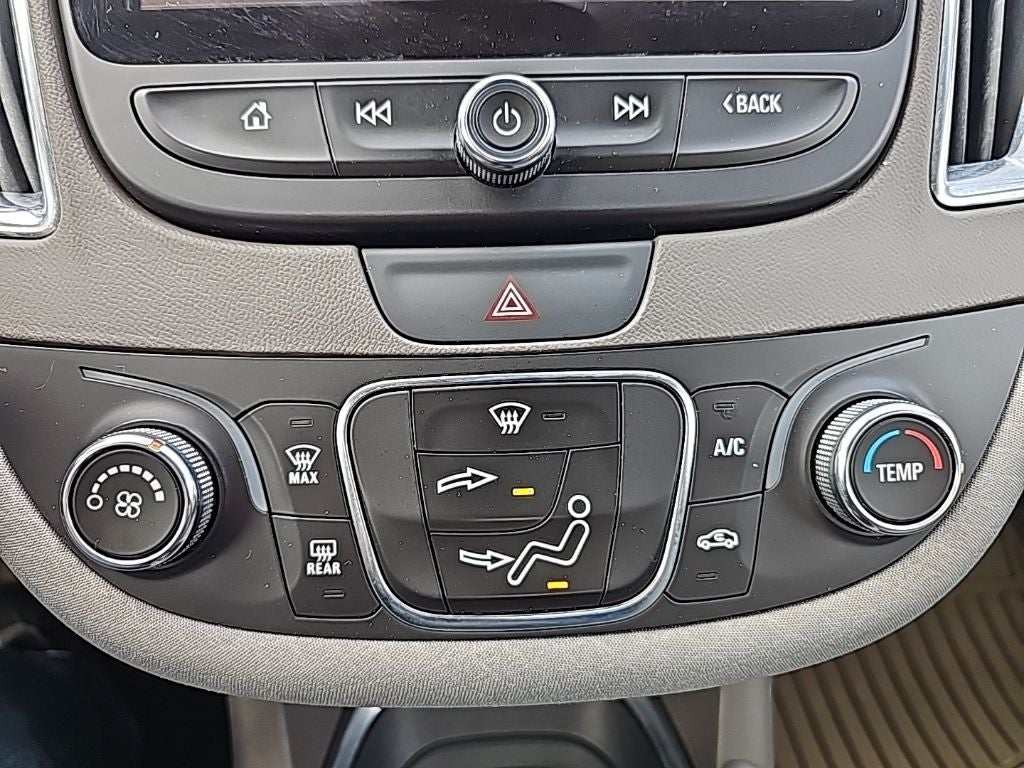 2017 Chevrolet Malibu LT 1LT