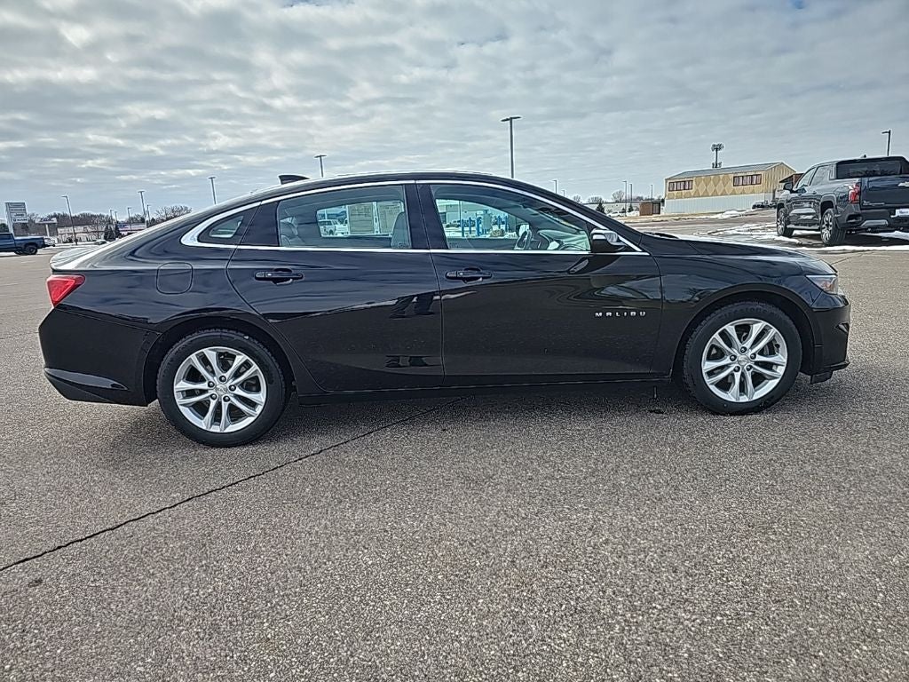 2017 Chevrolet Malibu LT 1LT