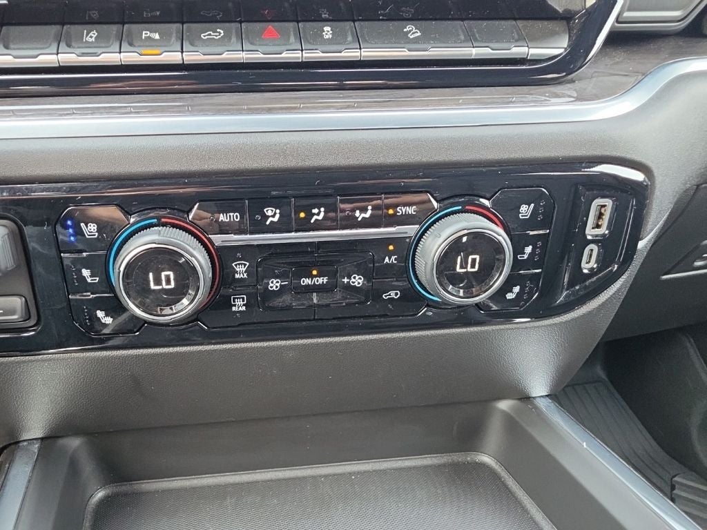 2025 Chevrolet Silverado 3500HD LTZ