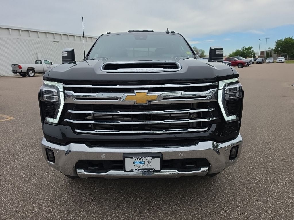 2024 Chevrolet Silverado 3500HD LTZ