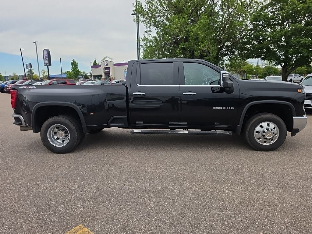 2024 Chevrolet Silverado 3500HD LTZ
