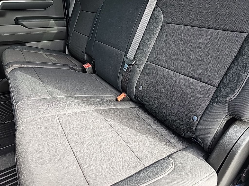 2024 Chevrolet Silverado 1500 LT LT1