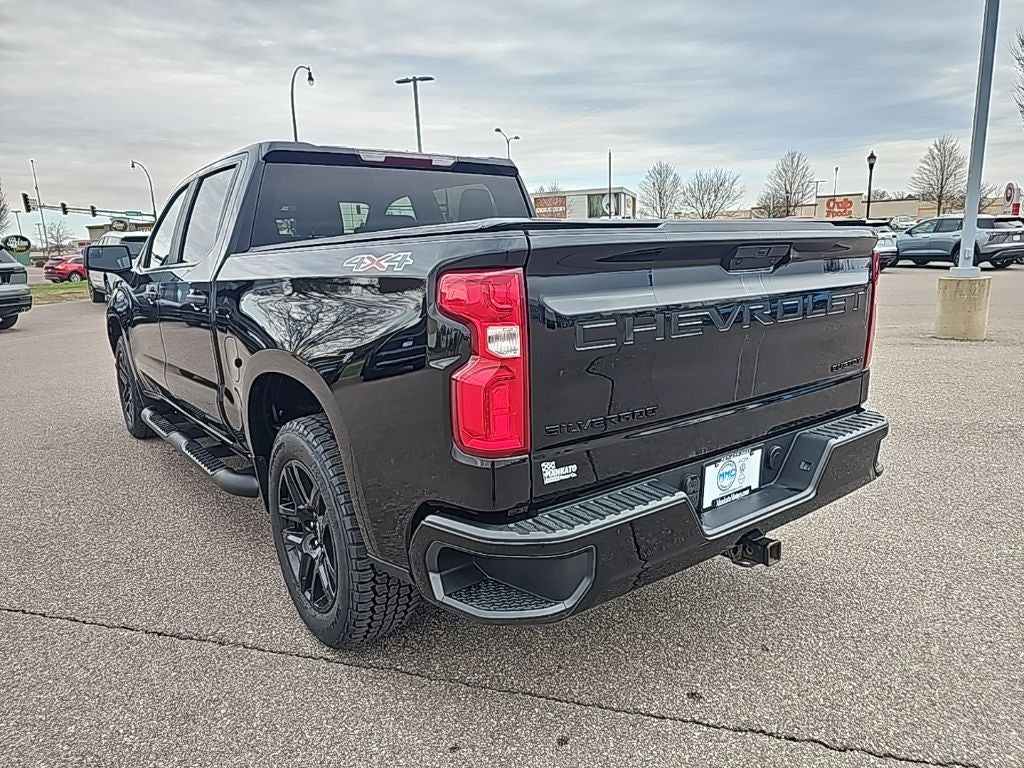 2020 Chevrolet Silverado 1500 Custom