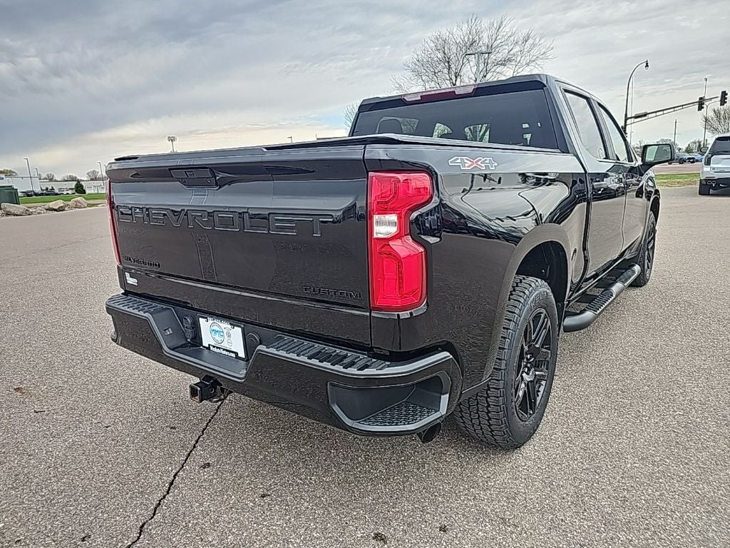 2020 Chevrolet Silverado 1500 Custom