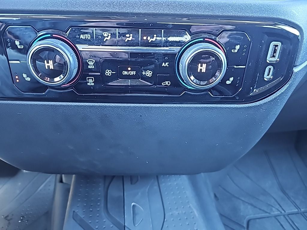 2024 Chevrolet Silverado 1500 LT LT1