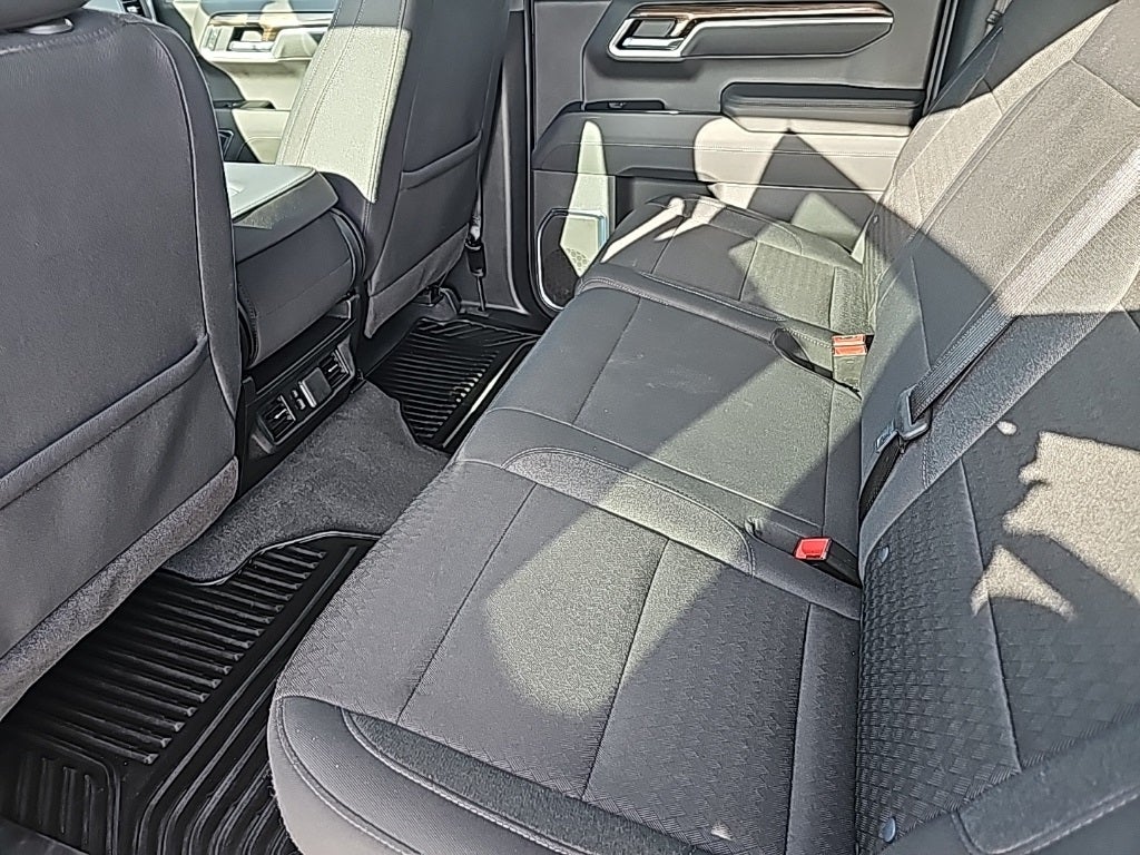 2025 Chevrolet Silverado 1500 LT LT1