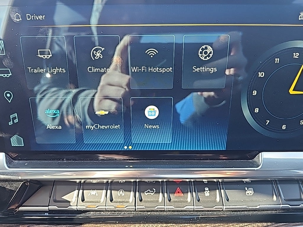 2025 Chevrolet Silverado 1500 LT LT1