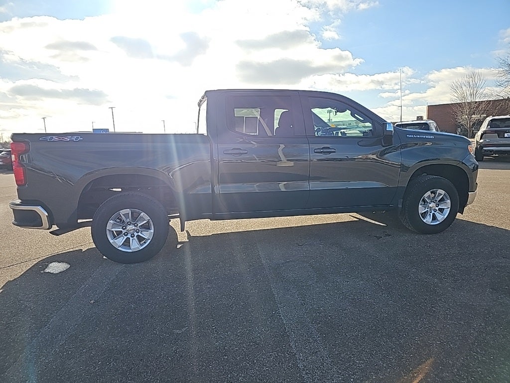 2025 Chevrolet Silverado 1500 LT LT1