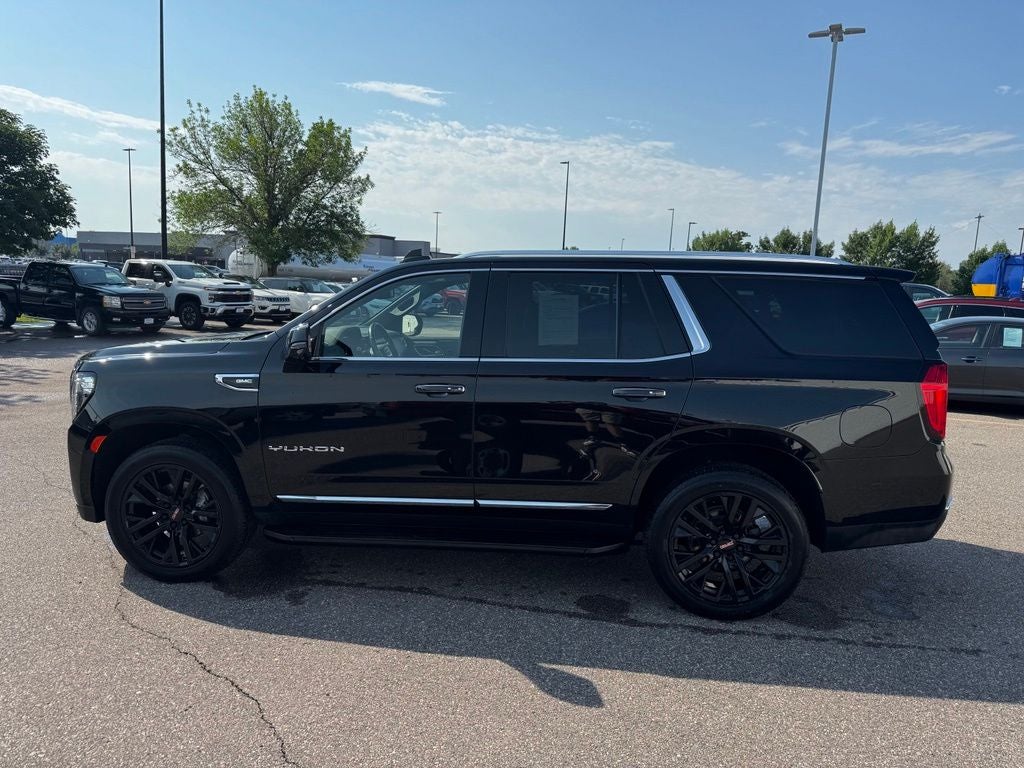 2022 GMC Yukon SLT