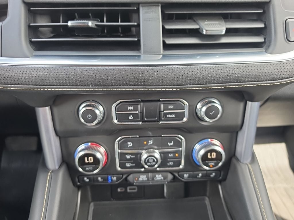 2022 GMC Yukon SLT