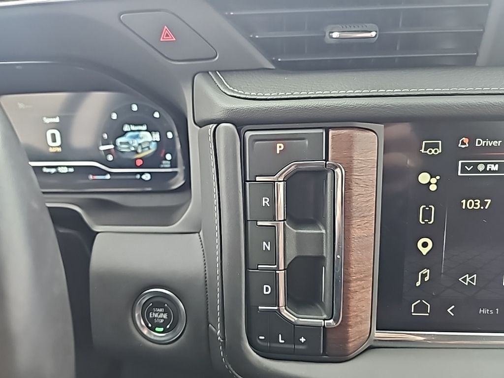 2024 GMC Yukon Denali Ultimate