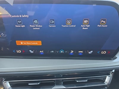 2025 Chevrolet Traverse LT 2LT