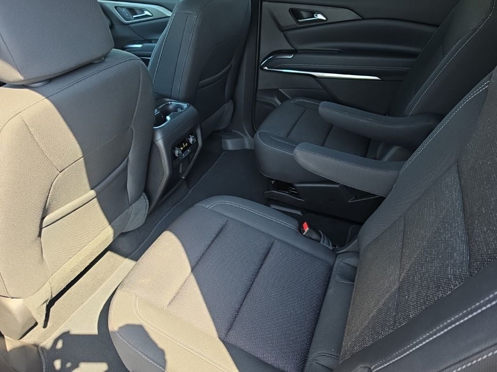 2025 Chevrolet Traverse LT 2LT