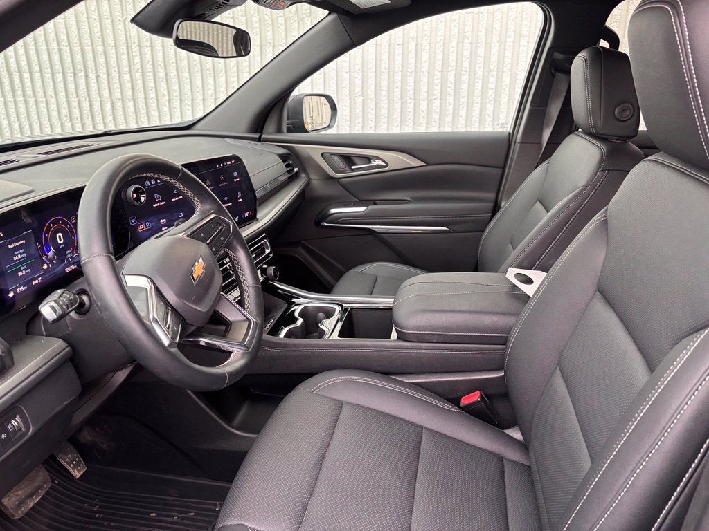 2025 Chevrolet Traverse LT 2LT