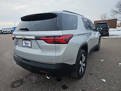 2022 Chevrolet Traverse LT Leather