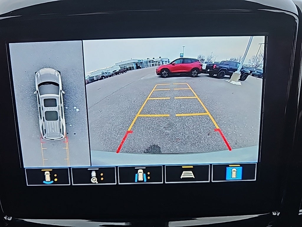 2022 Chevrolet Traverse LT Leather