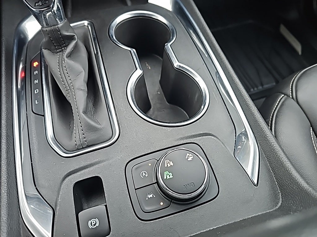 2022 Chevrolet Traverse LT Leather