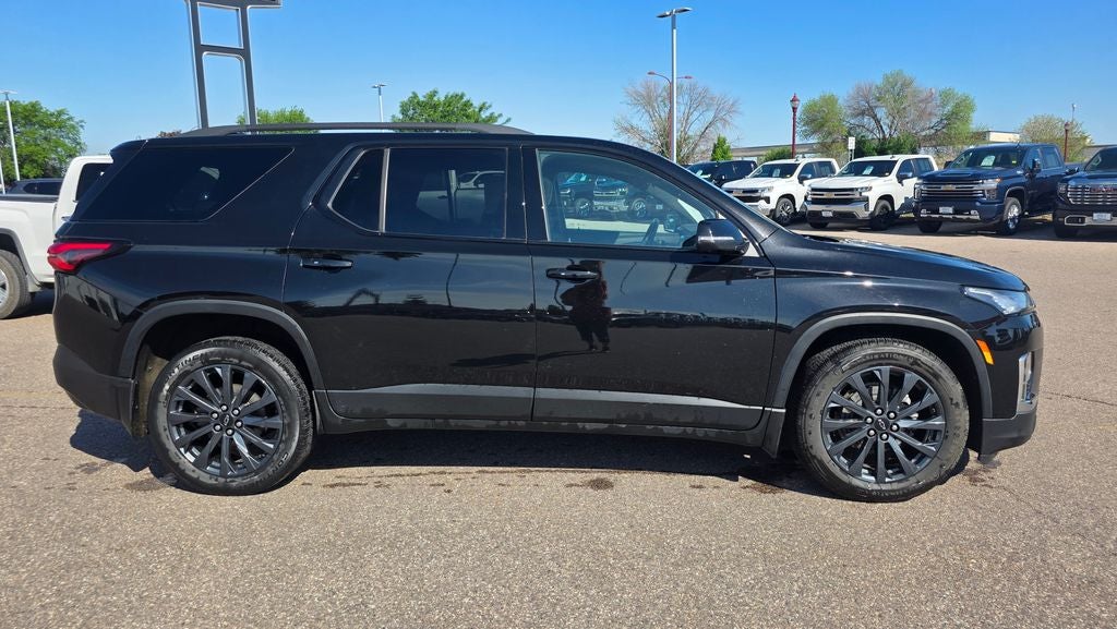 2022 Chevrolet Traverse RS