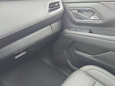 2024 Chevrolet Suburban LT