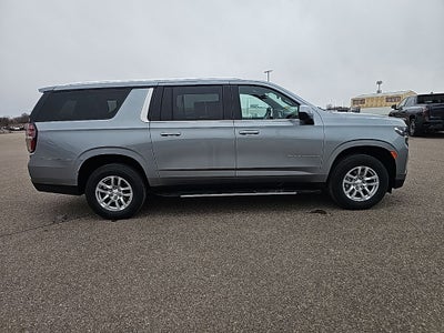 2024 Chevrolet Suburban LT