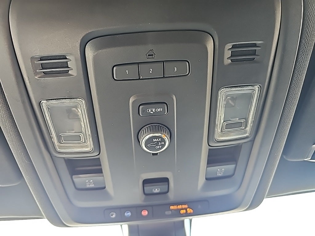 2021 Chevrolet Suburban RST