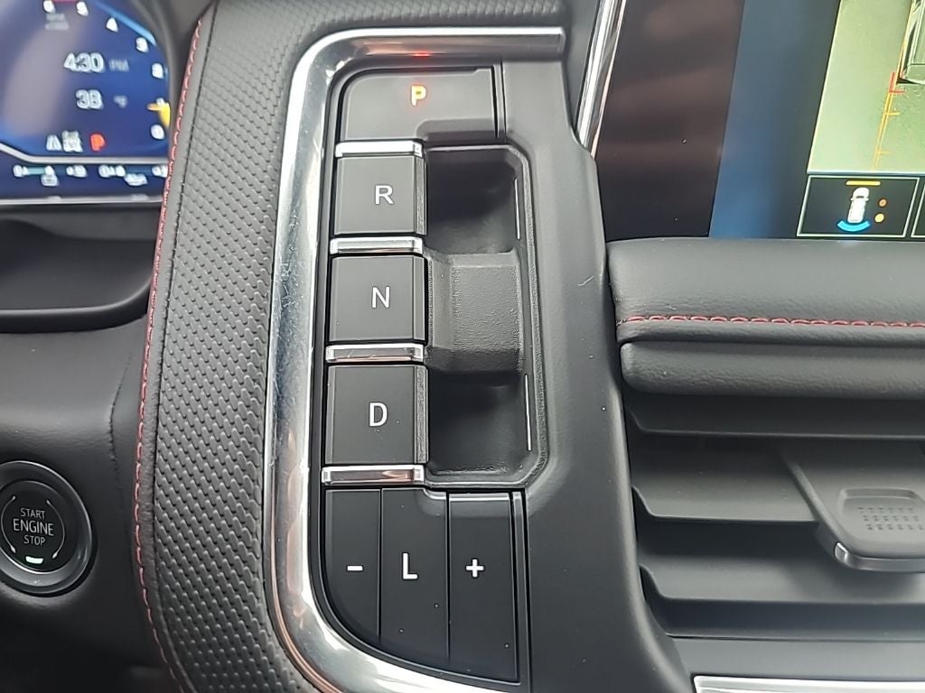 2024 Chevrolet Suburban RST