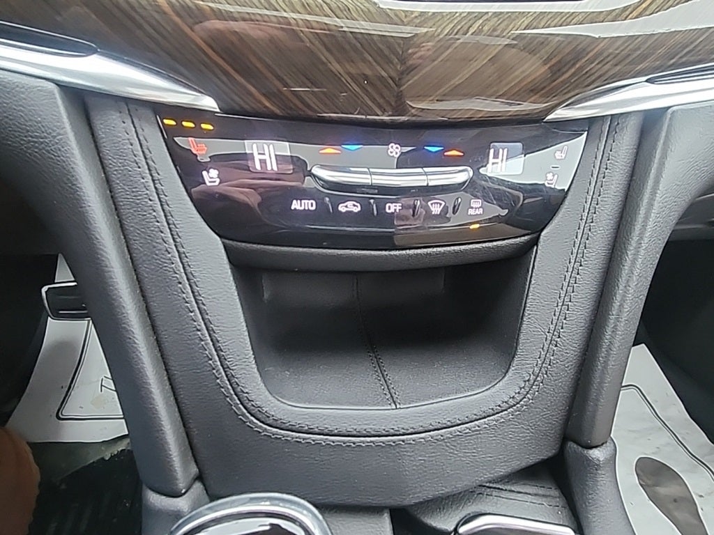 2020 Cadillac XT6 Sport