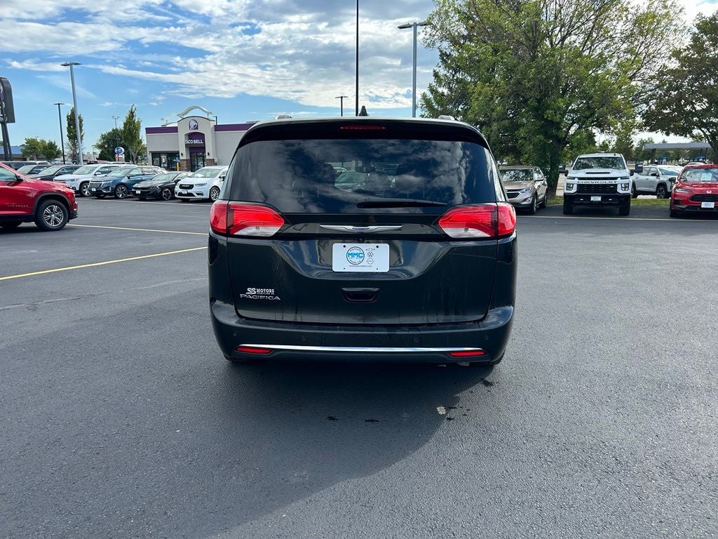 2019 Chrysler Pacifica Touring L