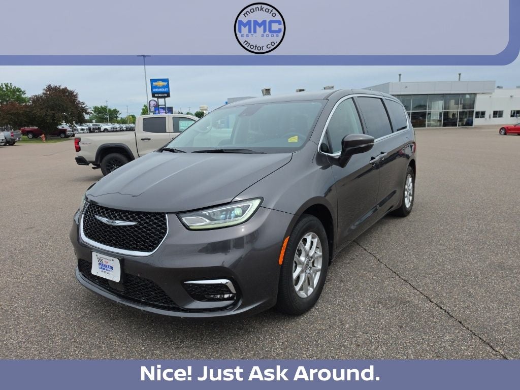 2023 Chrysler Pacifica Touring L