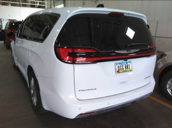 2026 Chrysler Pacifica Limited