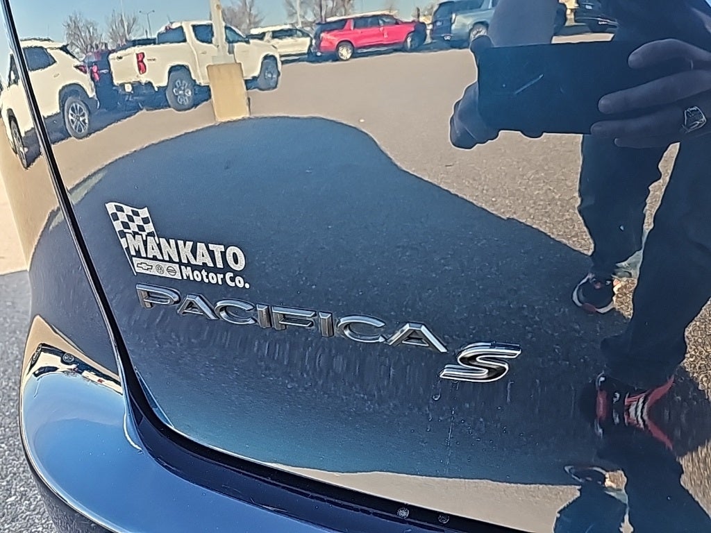 2025 Chrysler Pacifica Limited