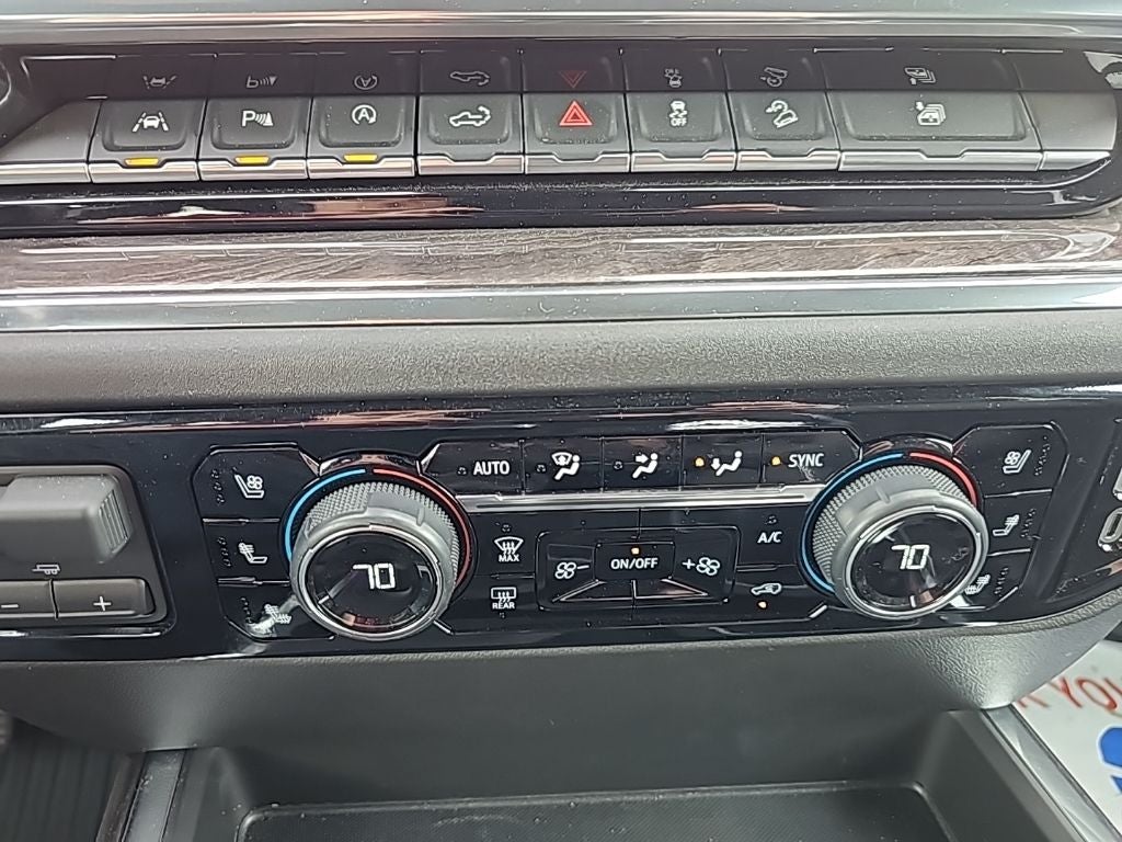 2025 Chevrolet Silverado 1500 LTZ