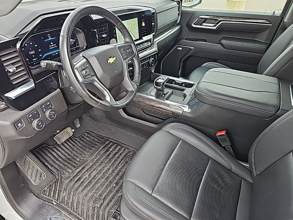 2025 Chevrolet Silverado 1500 LTZ