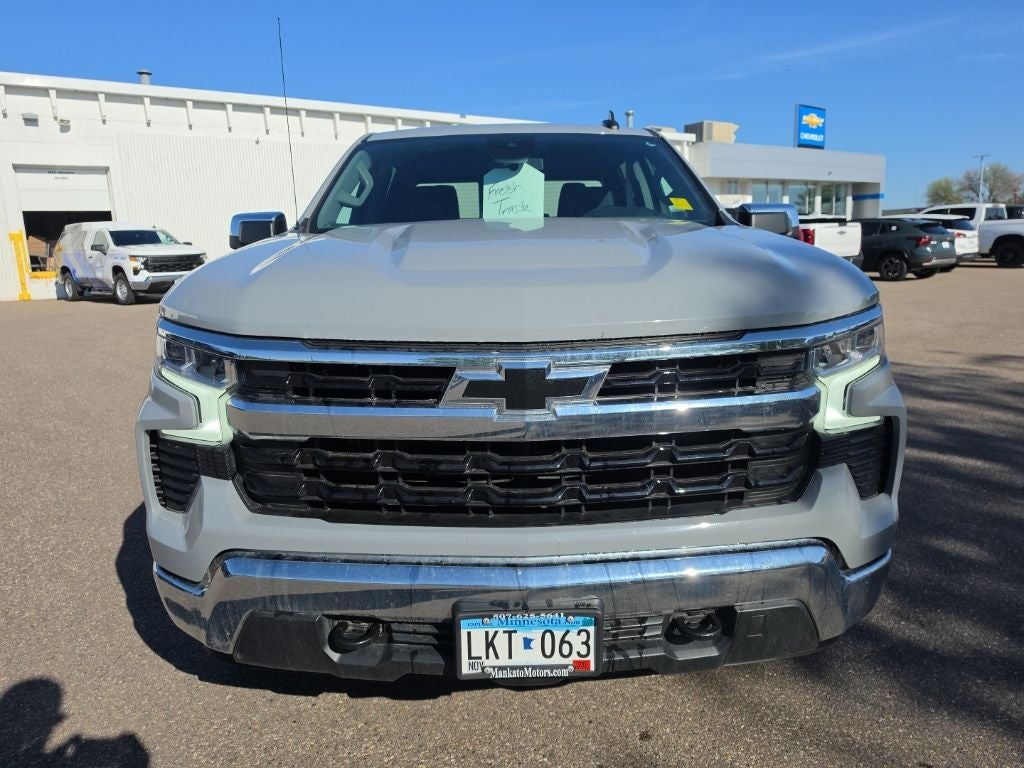 2024 Chevrolet Silverado 1500 LT LT1