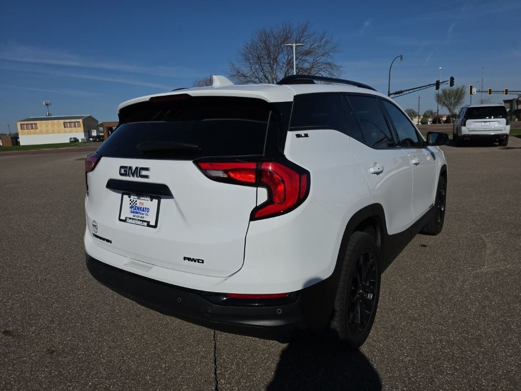 2021 GMC Terrain SLE