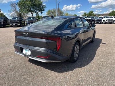 2025 Kia K4 LX