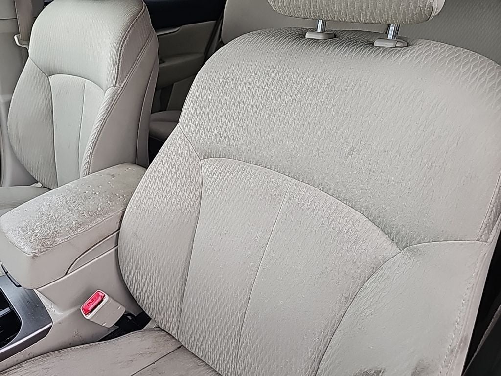 2010 Subaru Outback 2.5i Premium