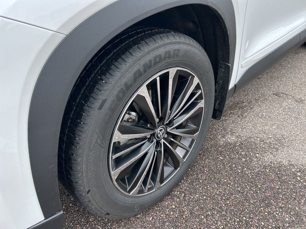 2025 Toyota Grand Highlander Hybrid MAX Platinum