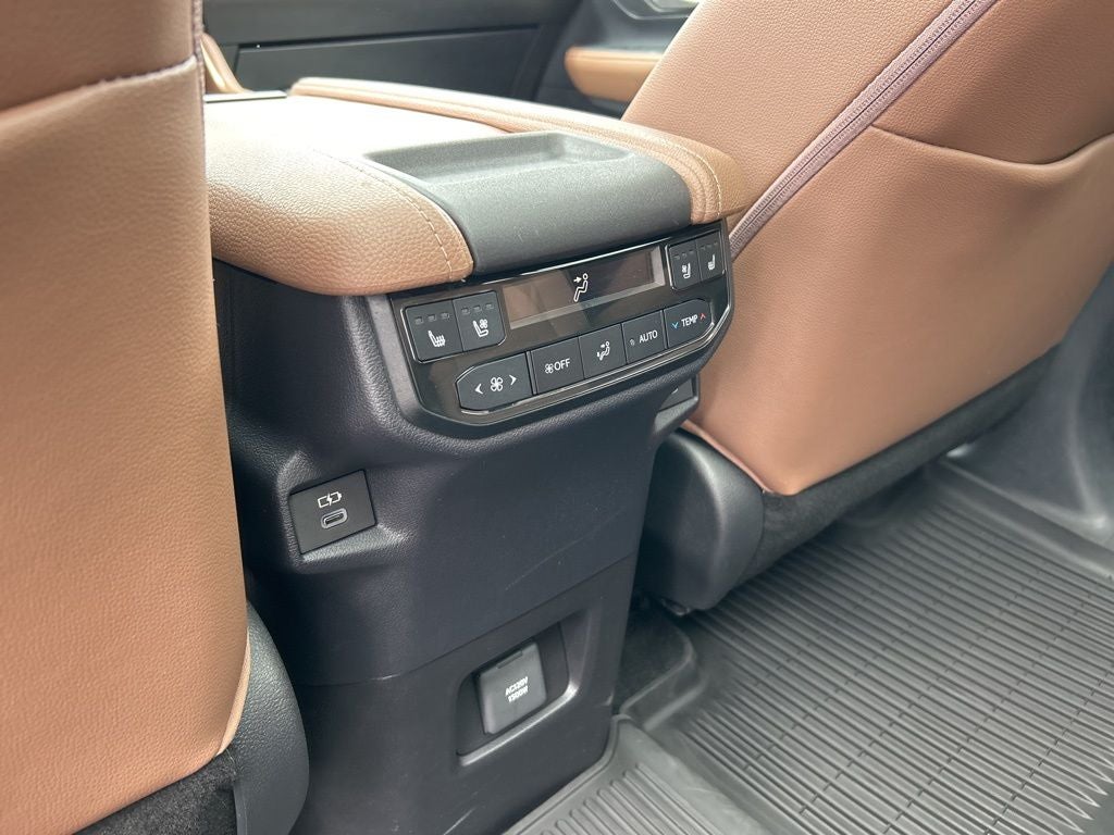 2025 Toyota Grand Highlander Hybrid MAX Platinum