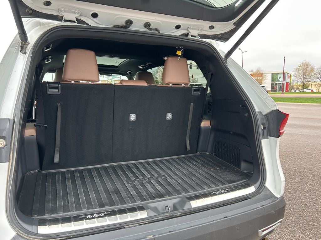 2025 Toyota Grand Highlander Hybrid MAX Platinum